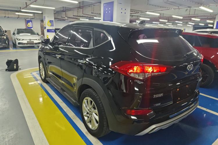 Used Hyundai Tucson 2015 1.6T Dual-Clutch Two-Wheel-Drive Smart Model Rear Left 45 Deg