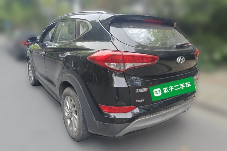 Used Hyundai Tucson 2015 1.6T Dual-Clutch Two-Wheel-Drive Smart Model Rear Left 45 Deg