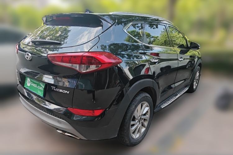 Used Hyundai Tucson 2015 1.6T Dual-Clutch Two-Wheel-Drive Smart Model Rear Right 45 Deg