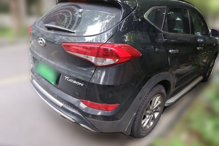 Used Hyundai Tucson 2015 1.6T Dual-Clutch Two-Wheel-Drive Smart Model Rear Right 45 Deg