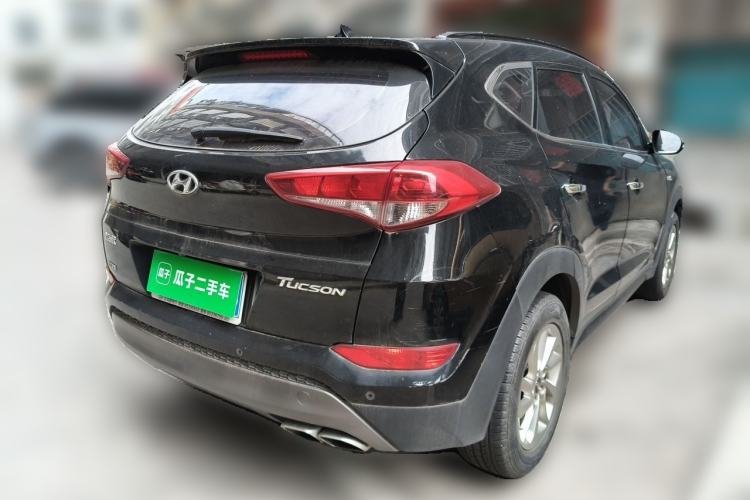 Used Hyundai Tucson 2015 1.6T Dual-Clutch Two-Wheel-Drive Smart Model Rear Right 45 Deg