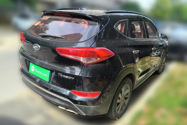 Used Hyundai Tucson 2015 1.6T Dual-Clutch Two-Wheel-Drive Smart Model Rear Right 45 Deg