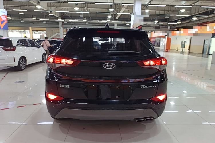 Used Hyundai Tucson 2015 1.6T Dual-Clutch Two-Wheel-Drive Smart Model Rear