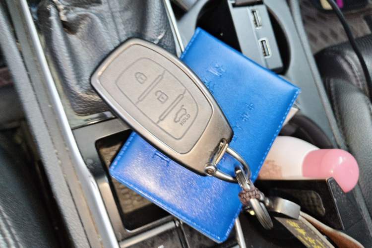 Used Hyundai Tucson 2015 1.6T Dual-Clutch Two-Wheel-Drive Smart Model Vehicle Key