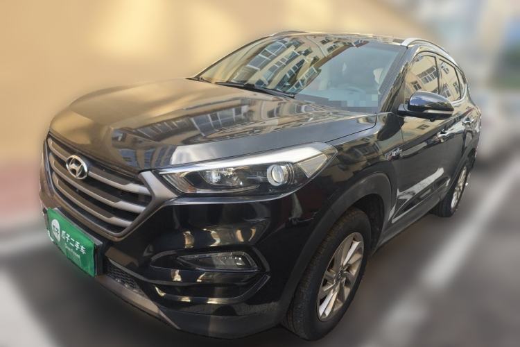 Used Hyundai Tucson 2015 1.6T Dual-Clutch Two-Wheel-Drive Smart Model Guazi used car, China used car export, Used car for sale, Used  cars, Cheapest cars for sale