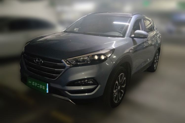 Hyundai Tucson 2015 1.6T Dual-Clutch Four-Wheel Drive Flagship Model مستعملة Guazi used car, China used car export, Used car for sale, Used  cars, Cheapest cars for sale