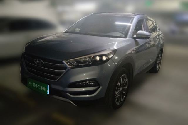 Ojetý Hyundai Tucson 2015 1.6T Dual-Clutch Four-Wheel Drive Flagship Model