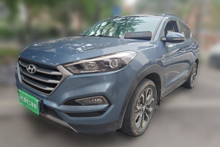 Used Hyundai Tucson 2015 1.6T Dual-Clutch Two-Wheel-Drive Leading Model Guazi used car, China used car export, Used car for sale, Used  cars, Cheapest cars for sale