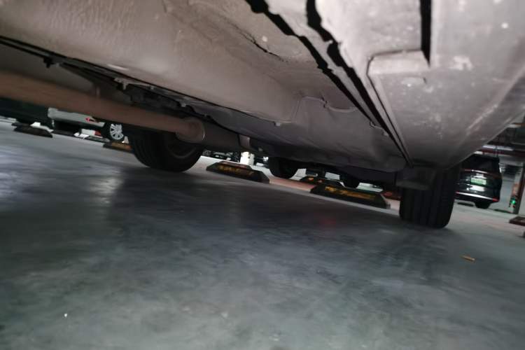 Used Hyundai Tucson 2015 1.6T Dual-Clutch Four-Wheel Drive Flagship Model Chassis Front Left