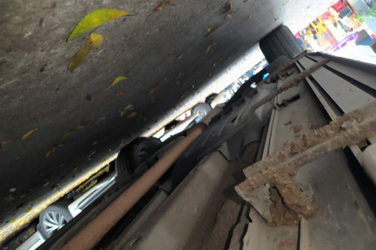 Used Hyundai Tucson 2015 1.6T Dual-Clutch Four-Wheel Drive Flagship Model Chassis Front Right