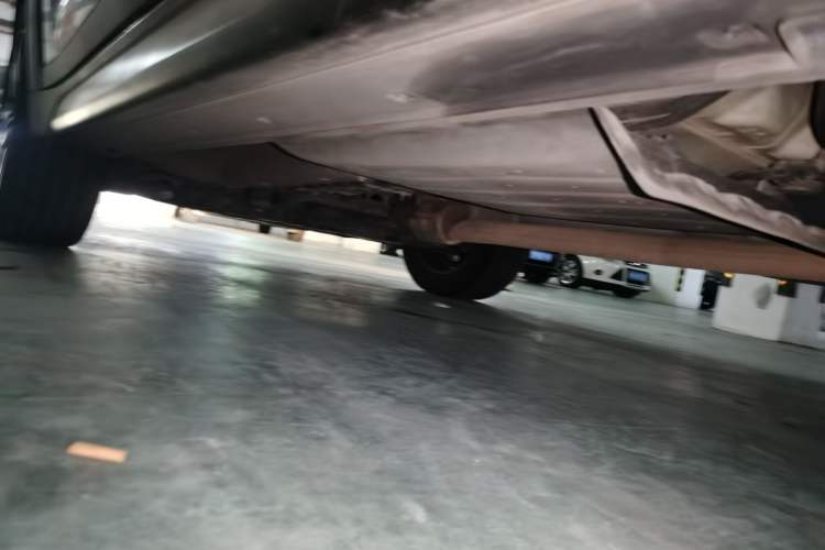 Used Hyundai Tucson 2015 1.6T Dual-Clutch Four-Wheel Drive Flagship Model Chassis Rear Left
