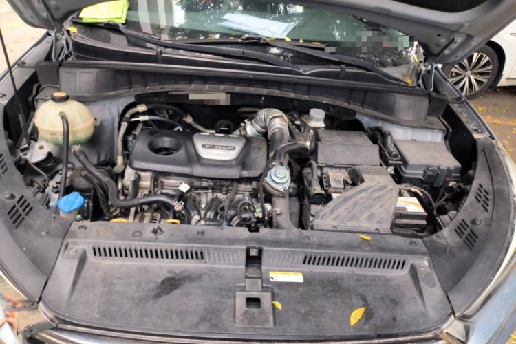 Used Hyundai Tucson 2015 1.6T Dual-Clutch Four-Wheel Drive Flagship Model Engine Bay