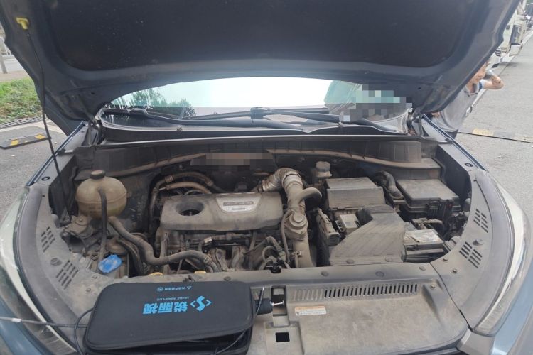 Used Hyundai Tucson 2015 1.6T Dual-Clutch Two-Wheel-Drive Leading Model Engine Bay