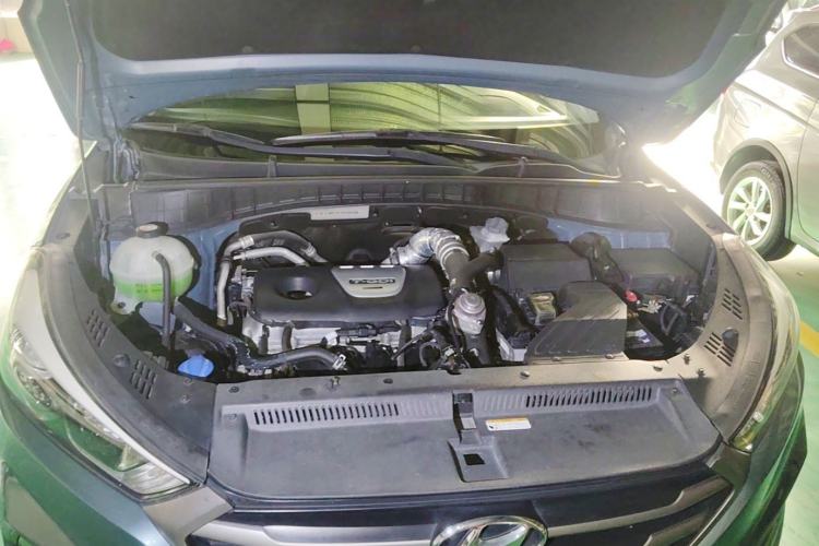 Used Hyundai Tucson 2015 1.6T Dual-Clutch Two-Wheel-Drive Smart Model Engine Bay