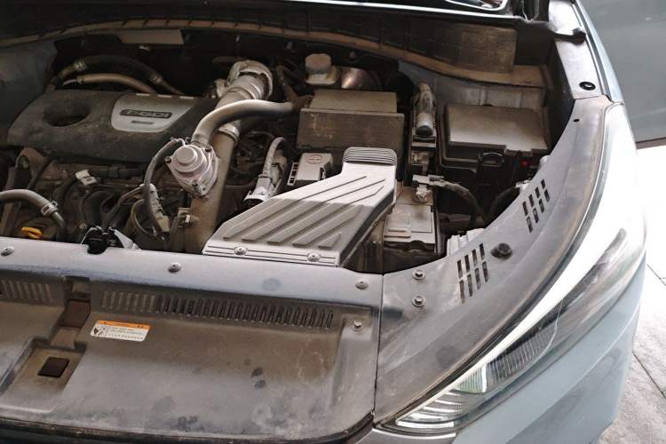 Used Hyundai Tucson 2015 1.6T Dual-Clutch Two-Wheel-Drive Smart Model Engine Bay Left