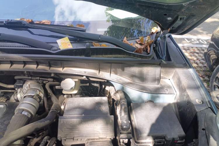Used Hyundai Tucson 2015 1.6T Dual-Clutch Two-Wheel-Drive Smart Model Engine Bay Left