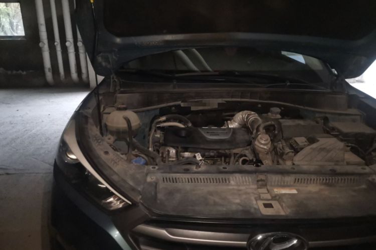 Used Hyundai Tucson 2015 1.6T Dual-Clutch Two-Wheel-Drive Smart Model Engine Bay Right