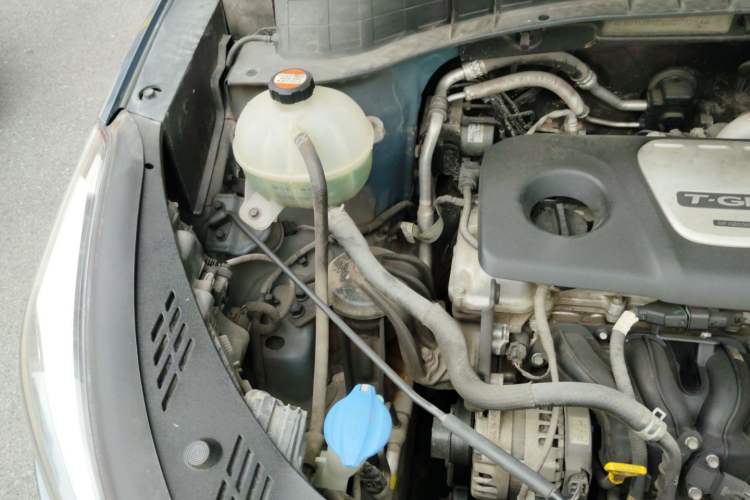 Used Hyundai Tucson 2015 1.6T Dual-Clutch Two-Wheel-Drive Smart Model Engine Bay Right