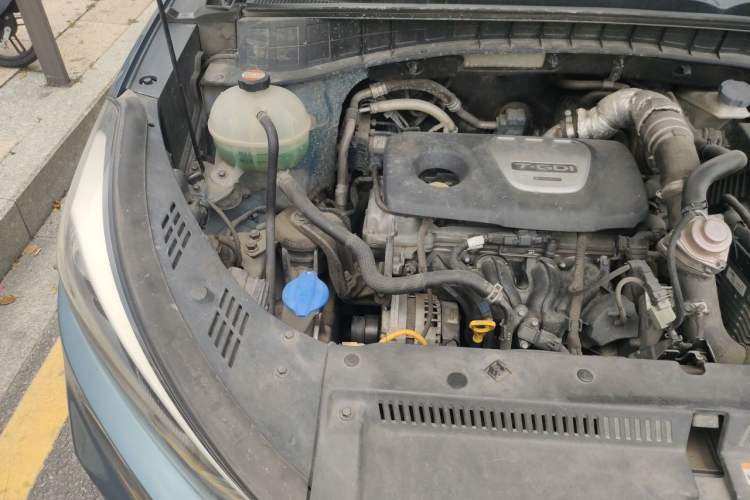 Used Hyundai Tucson 2015 1.6T Dual-Clutch Two-Wheel-Drive Leading Model Engine Bay Right