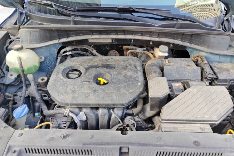 Used Hyundai Tucson 2015 2.0L Automatic Two-Wheel Drive Smart Version Engine Bay