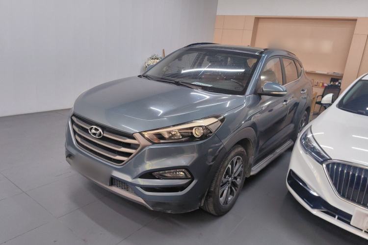 Used Hyundai Tucson 2015 1.6T Dual-Clutch Two-Wheel-Drive Leading Model Exterior 2