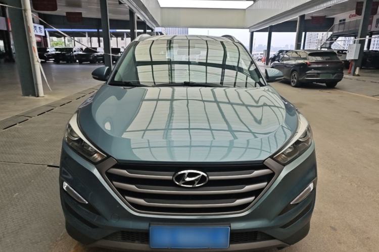 Used Hyundai Tucson 2015 1.6T Dual-Clutch Two-Wheel-Drive Smart Model Front