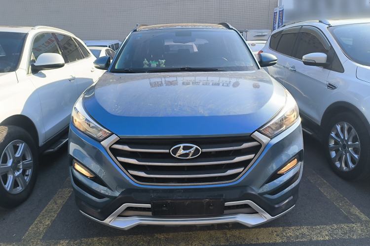Used Hyundai Tucson 2015 1.6T Dual-Clutch Two-Wheel-Drive Smart Model Front