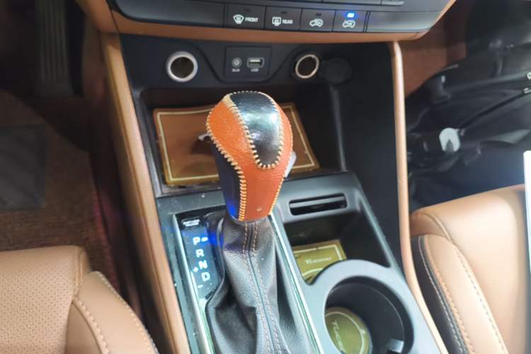 Used Hyundai Tucson 2015 1.6T Dual-Clutch Two-Wheel-Drive Leading Model Gear Lever