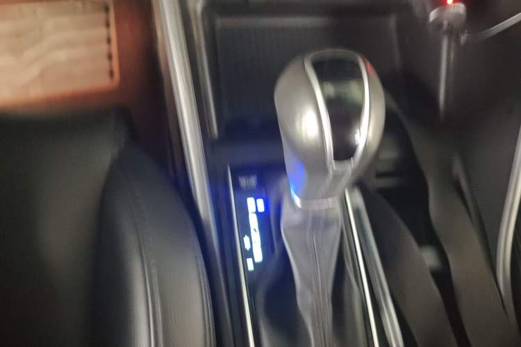 Used Hyundai Tucson 2015 1.6T Dual-Clutch Two-Wheel-Drive Smart Model Gear Lever