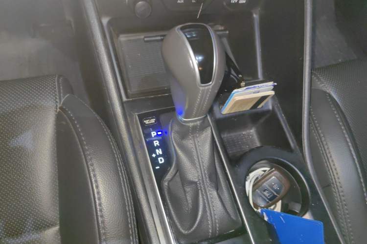 Used Hyundai Tucson 2015 1.6T Dual-Clutch Two-Wheel-Drive Smart Model Gear Lever