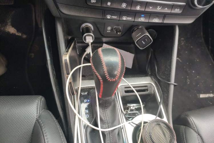 Used Hyundai Tucson 2015 1.6T Dual-Clutch Two-Wheel-Drive Leading Model Gear Lever