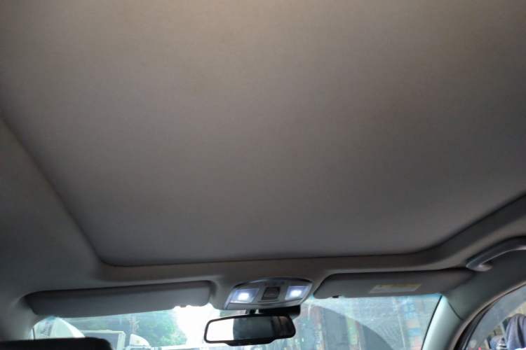 Used Hyundai Tucson 2015 1.6T Dual-Clutch Four-Wheel Drive Flagship Model Headliner