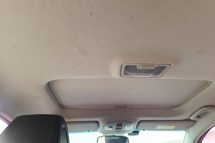 Used Hyundai Tucson 2015 1.6T Dual-Clutch Two-Wheel-Drive Smart Model Headliner