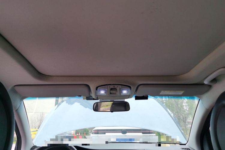 Used Hyundai Tucson 2015 1.6T Dual-Clutch Two-Wheel-Drive Smart Model Headliner