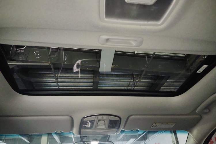 Used Hyundai Tucson 2015 1.6T Dual-Clutch Two-Wheel-Drive Smart Model Headliner