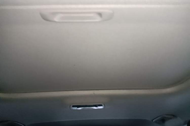 Used Hyundai Tucson 2015 1.6T Dual-Clutch Two-Wheel-Drive Smart Model Headliner