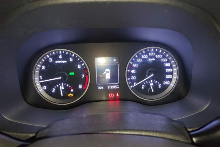 Used Hyundai Tucson 2015 1.6T Dual-Clutch Two-Wheel-Drive Smart Model Instrument Cluster