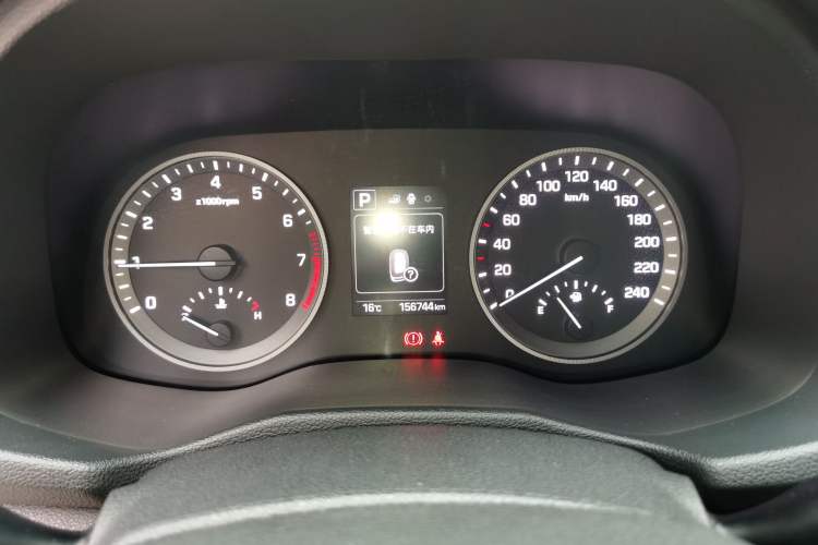 Used Hyundai Tucson 2015 1.6T Dual-Clutch Two-Wheel-Drive Smart Model Instrument Cluster