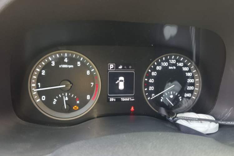 Used Hyundai Tucson 2015 1.6T Dual-Clutch Two-Wheel-Drive Smart Model Instrument Cluster