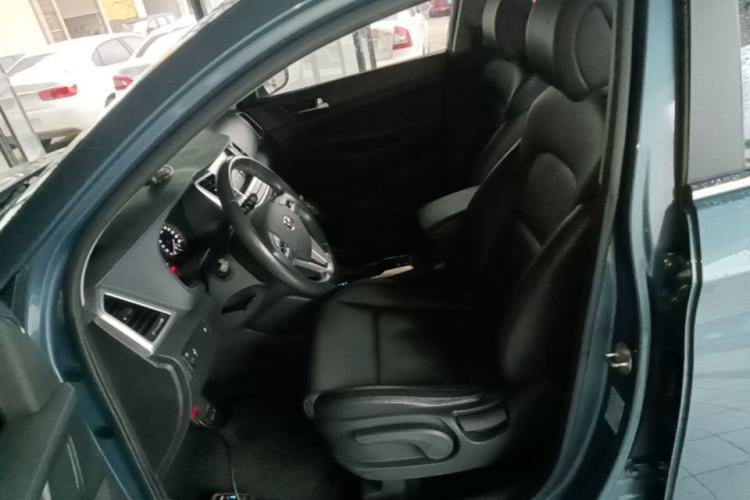 Used Hyundai Tucson 2015 1.6T Dual-Clutch Two-Wheel-Drive Smart Model Left Front Seat
