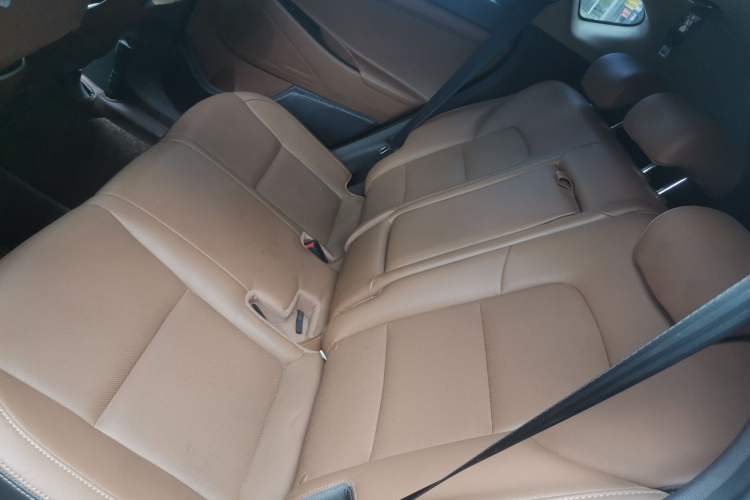 Used Hyundai Tucson 2015 1.6T Dual-Clutch Two-Wheel-Drive Smart Model Left Rear Seat
