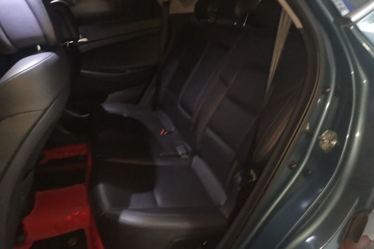 Used Hyundai Tucson 2015 1.6T Dual-Clutch Two-Wheel-Drive Smart Model Left Rear Seat