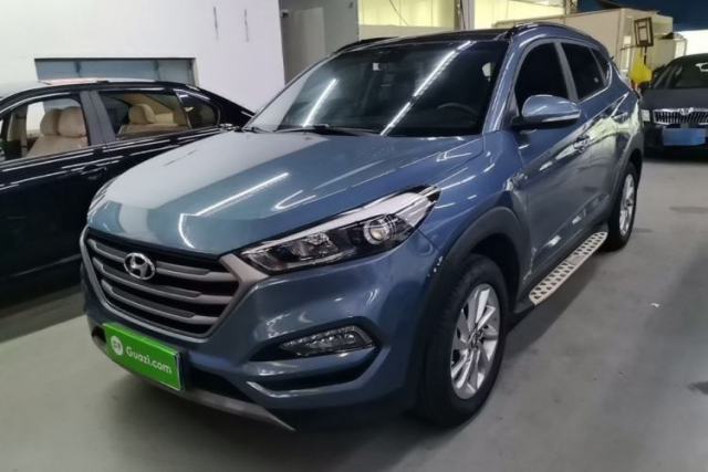 Ojetý Hyundai Tucson 2015 1.6T Dual-Clutch Two-Wheel-Drive Smart Model