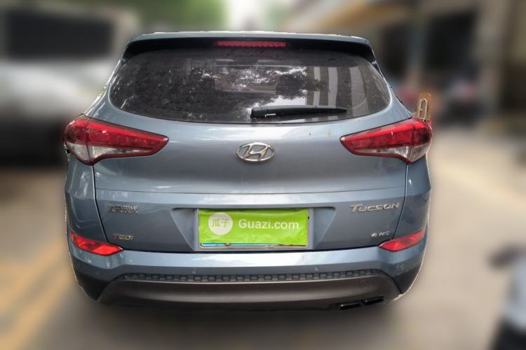 Used Hyundai Tucson 2015 1.6T Dual-Clutch Four-Wheel Drive Flagship Model Rear