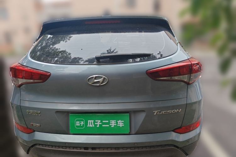 Used Hyundai Tucson 2015 1.6T Dual-Clutch Two-Wheel-Drive Smart Model Rear
