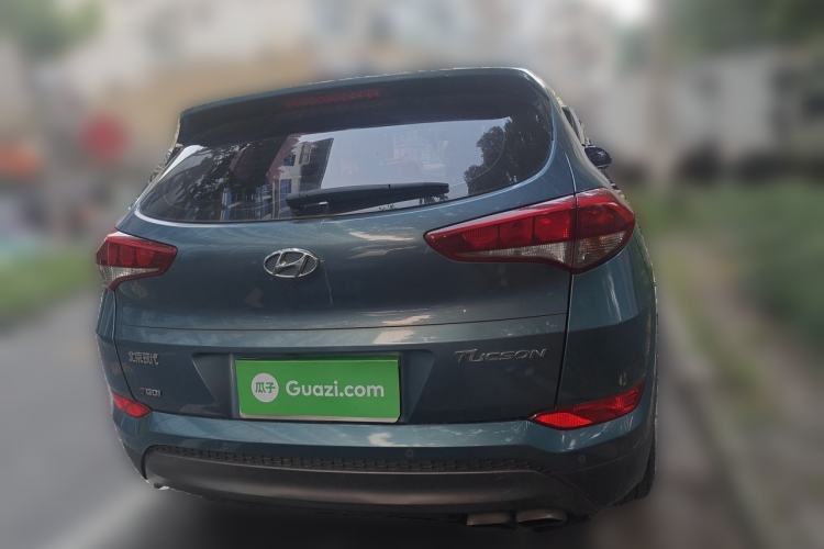Used Hyundai Tucson 2015 1.6T Dual-Clutch Two-Wheel-Drive Smart Model Rear