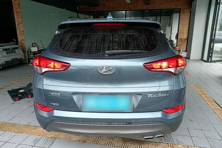 Used Hyundai Tucson 2015 1.6T Dual-Clutch Two-Wheel-Drive Smart Model Rear
