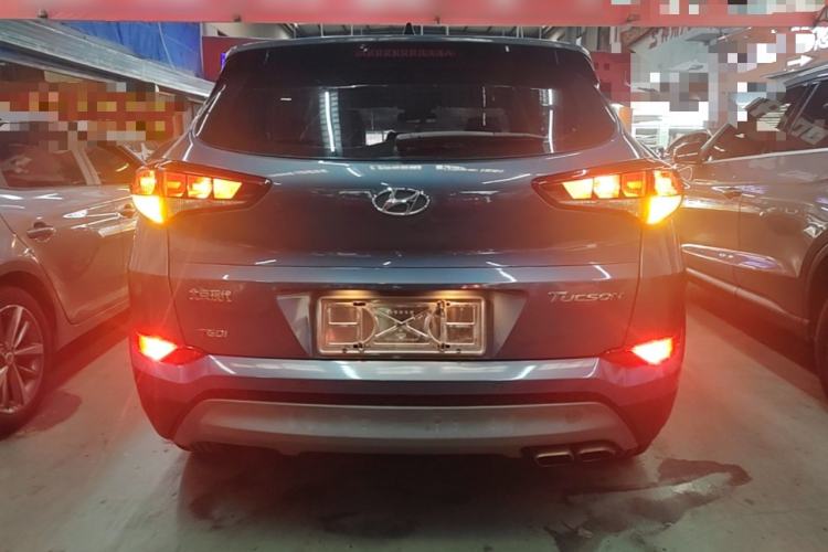 Used Hyundai Tucson 2015 1.6T Dual-Clutch Two-Wheel-Drive Smart Model Rear