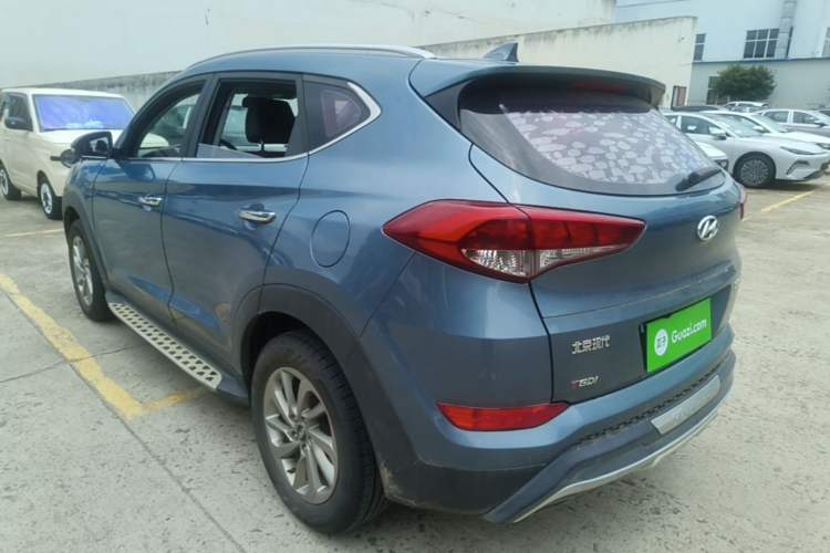 Used Hyundai Tucson 2015 1.6T Dual-Clutch Two-Wheel-Drive Smart Model Rear Left 45 Deg