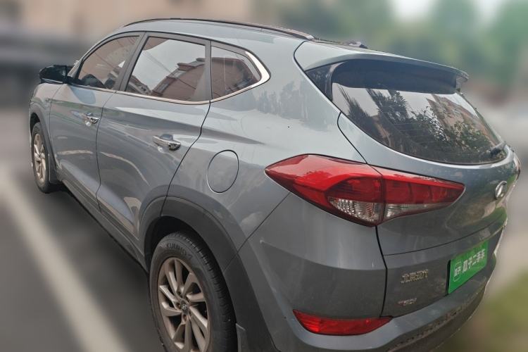 Used Hyundai Tucson 2015 1.6T Dual-Clutch Two-Wheel-Drive Smart Model Rear Left 45 Deg
